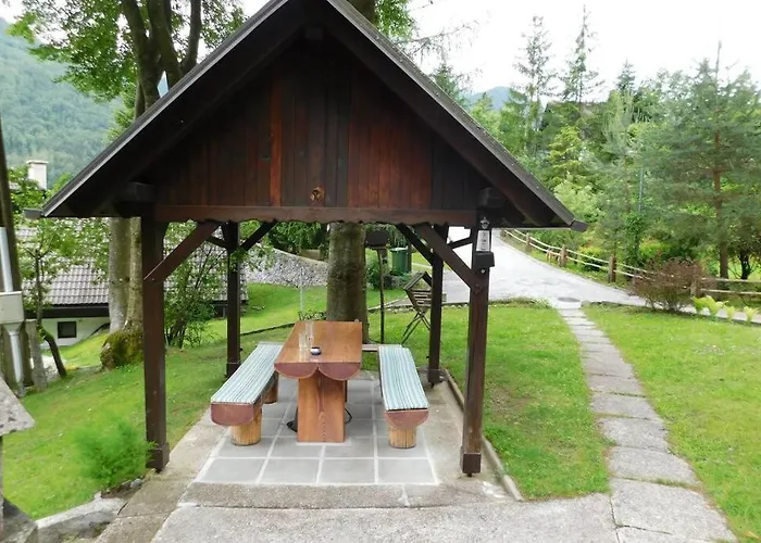 Rezidenca Mitja Tatil Evi *